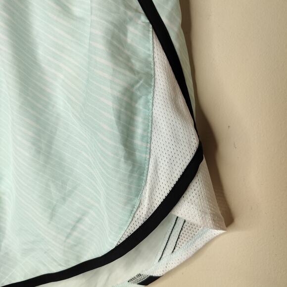 Under Armour Lined Shorts Loose Heat Gear Drawstring - Picture 4 of 7